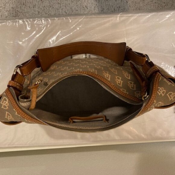 DOONEY & BOURKE Handbag Purse - Picture 10 of 13